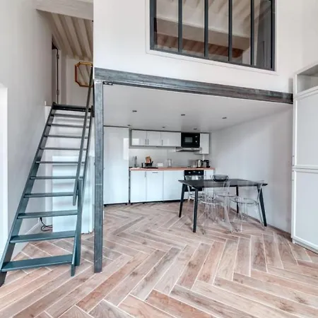 Le Pouteau Authentic Charm 2-bedroom In Croix Rousse Apartmán