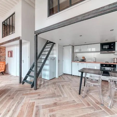 Apartment Le Pouteau Authentic Charm 2-bedroom In Croix Rousse Lyon